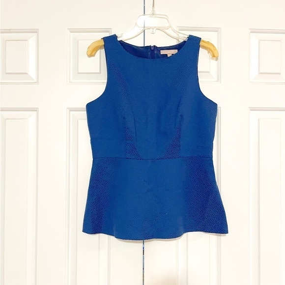 Banana Republic sleeveless blue jacquard lined peplum top w/ back zipper. Size 8 - Picture 6 of 13